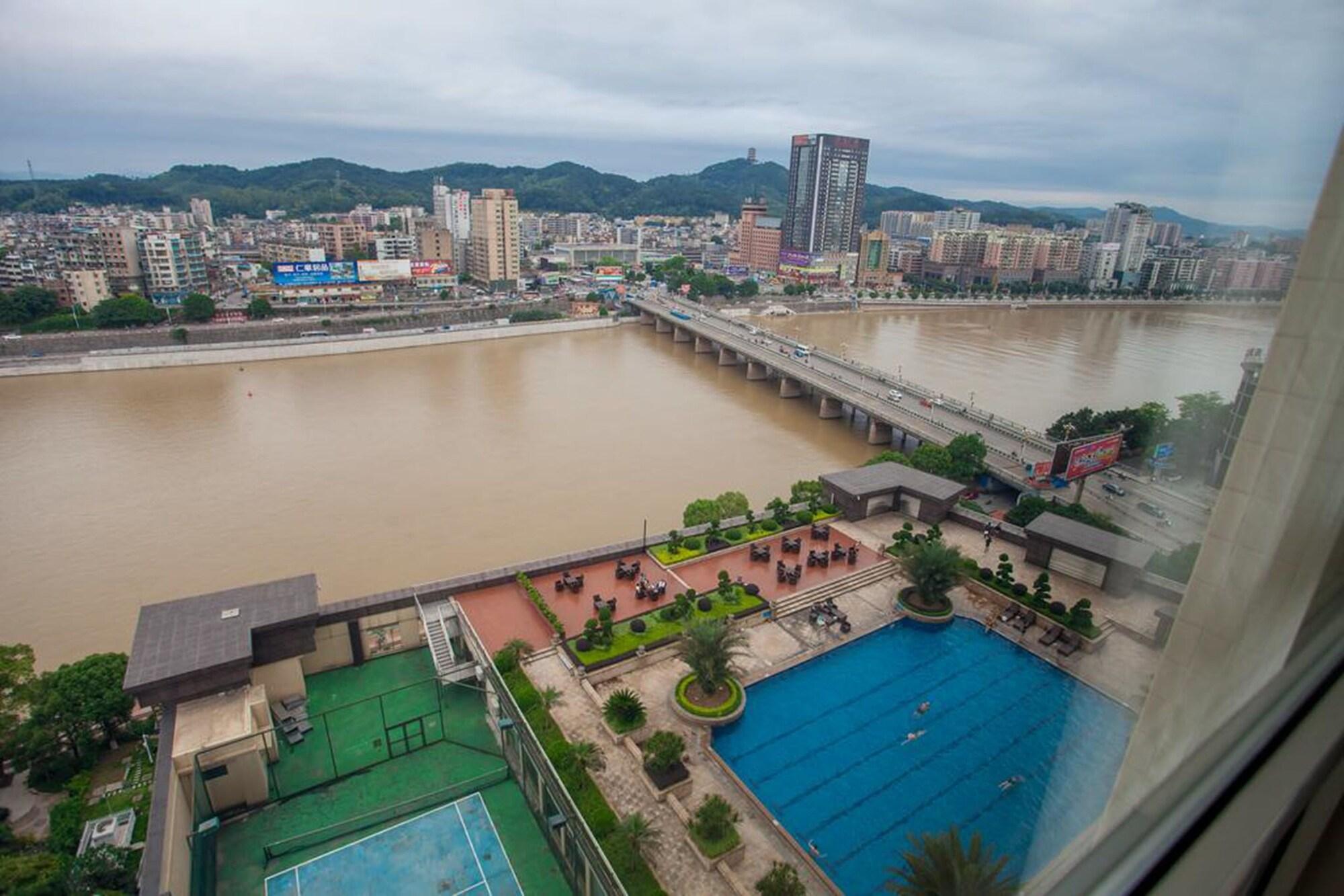 Ramada Plaza Shaoguan City Centre Exteriör bild