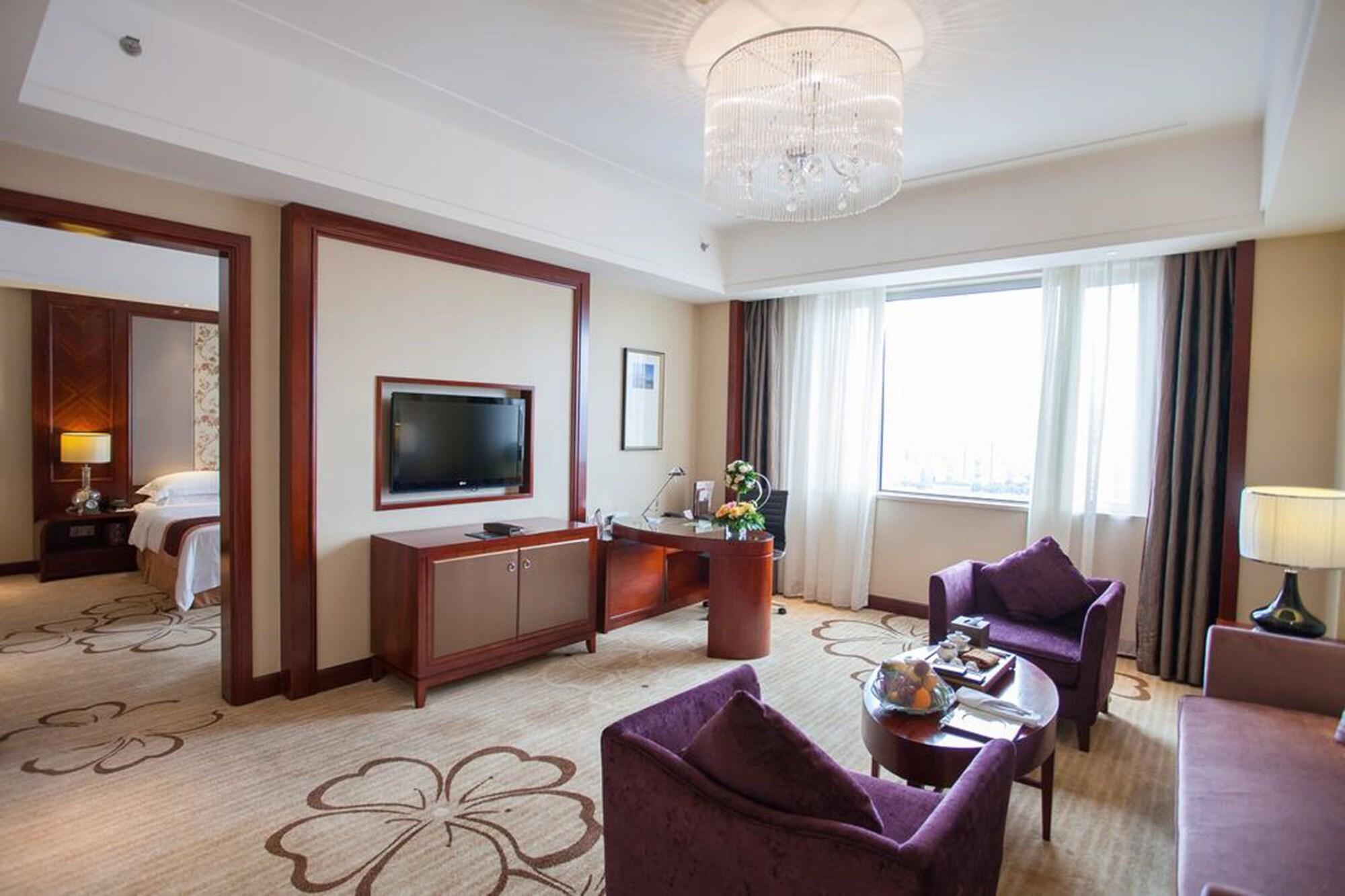 Ramada Plaza Shaoguan City Centre Exteriör bild